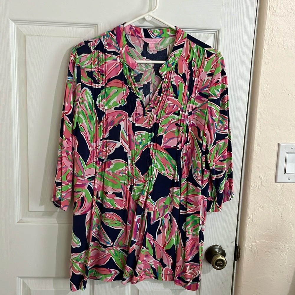Lilly Pulitzer mid sleeve blouse